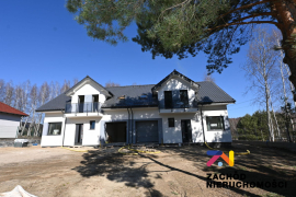 Nieruchomości Zielona Góra - Atrakcyjny Bliźniak z dużą działką